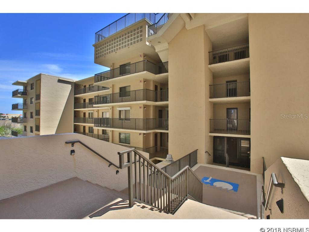 Moontide Condo - Residential