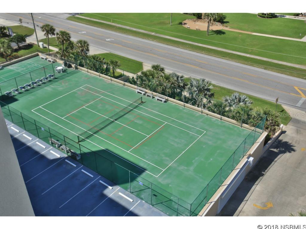 Moontide Condo - Residential