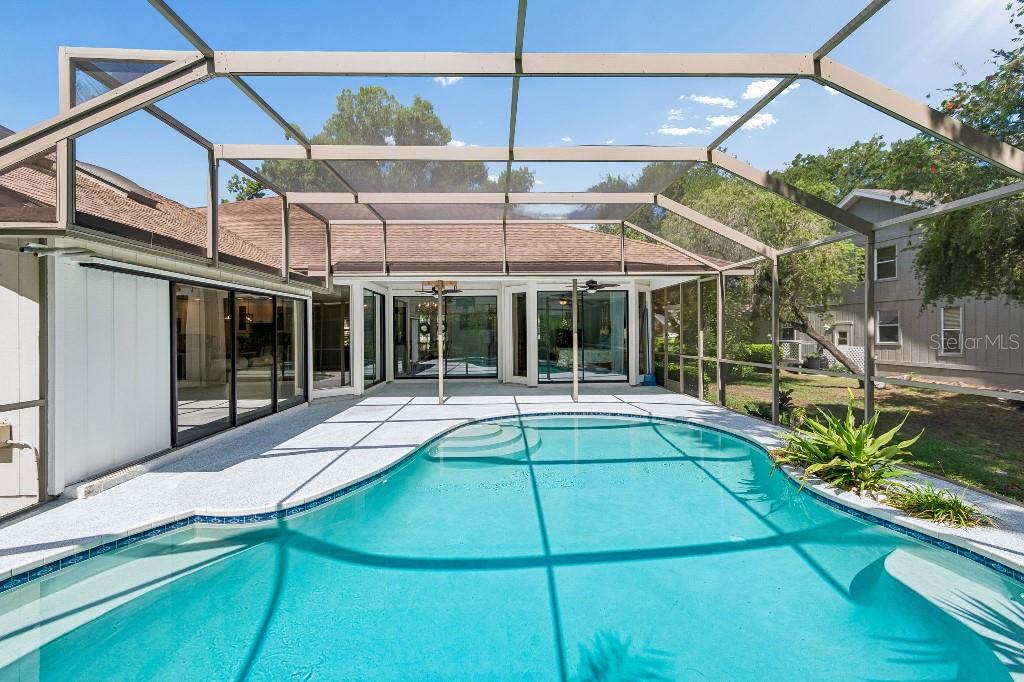 LAKES ESTATES 3 OF SARASOTA - Residential