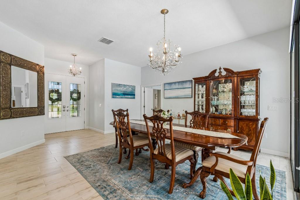 LAKES ESTATES 3 OF SARASOTA - Residential
