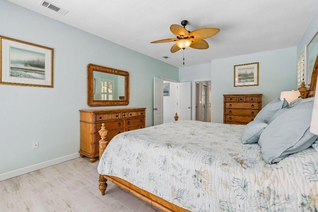 LAKES ESTATES 3 OF SARASOTA - Residential