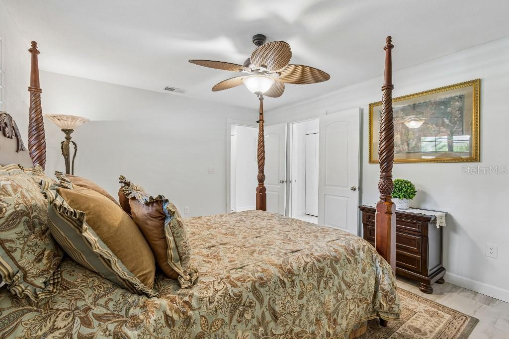 LAKES ESTATES 3 OF SARASOTA - Residential