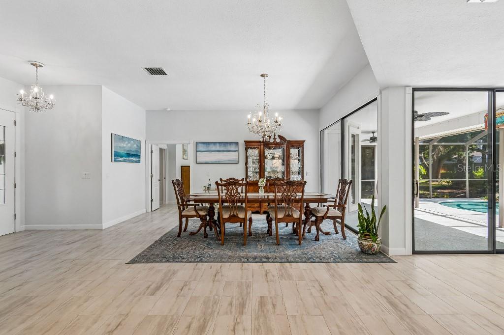 LAKES ESTATES 3 OF SARASOTA - Residential
