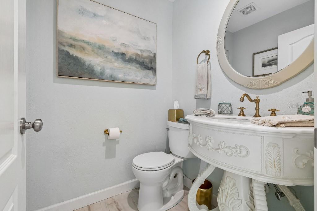LAKES ESTATES 3 OF SARASOTA - Residential