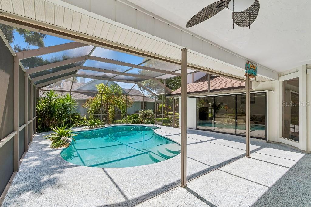 LAKES ESTATES 3 OF SARASOTA - Residential