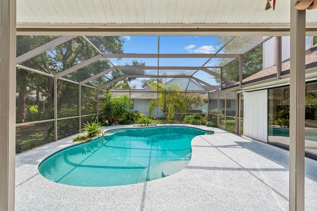 LAKES ESTATES 3 OF SARASOTA - Residential