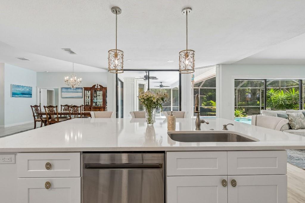 LAKES ESTATES 3 OF SARASOTA - Residential