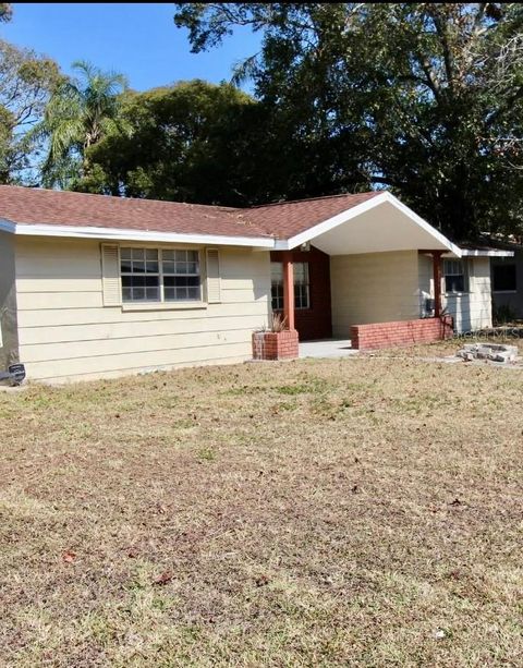 A home in PORT RICHEY