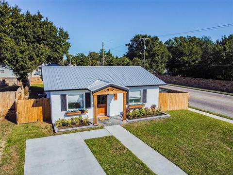 A home in TAMPA