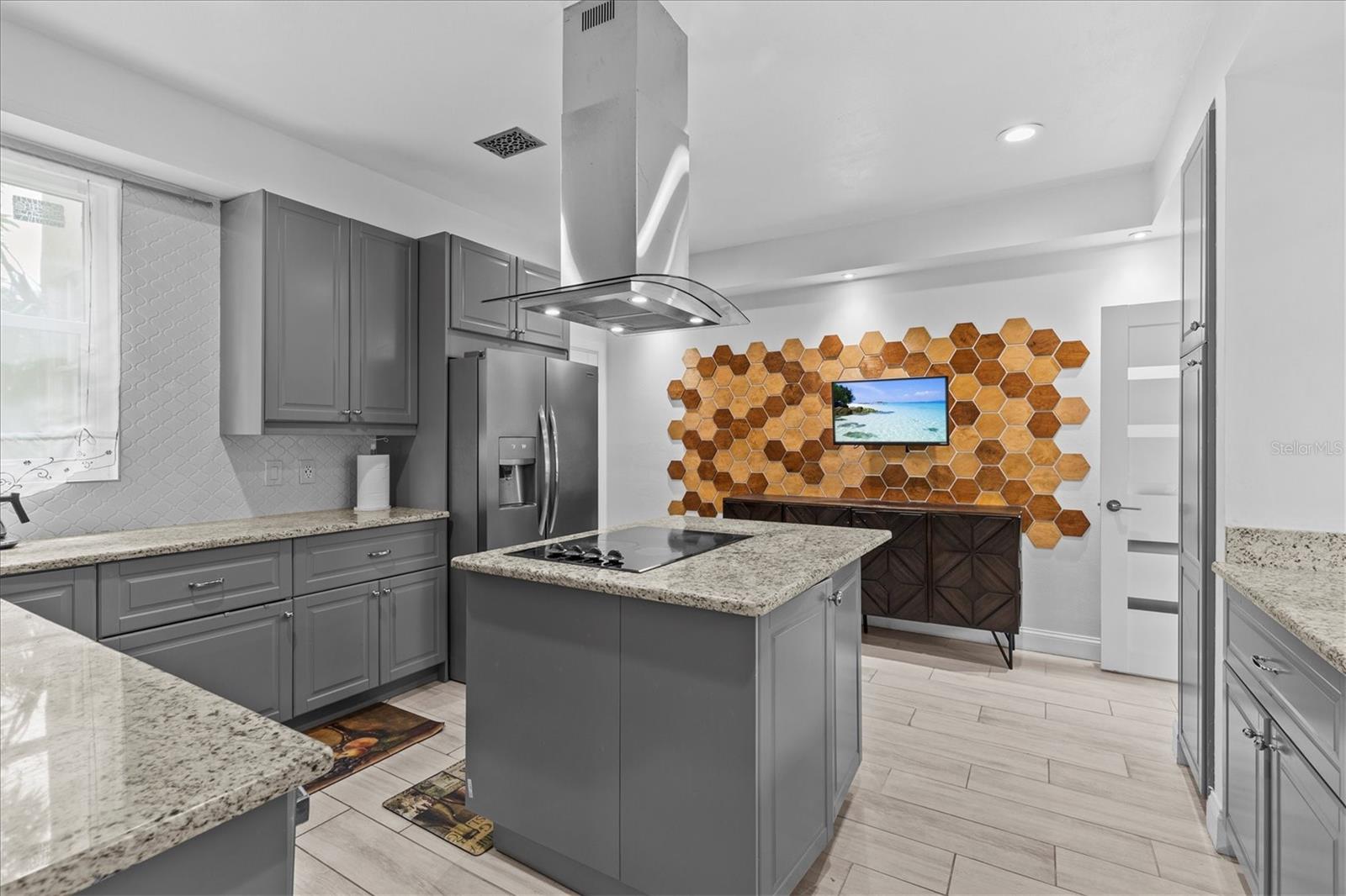 ANDALUCIA SUB - Residential