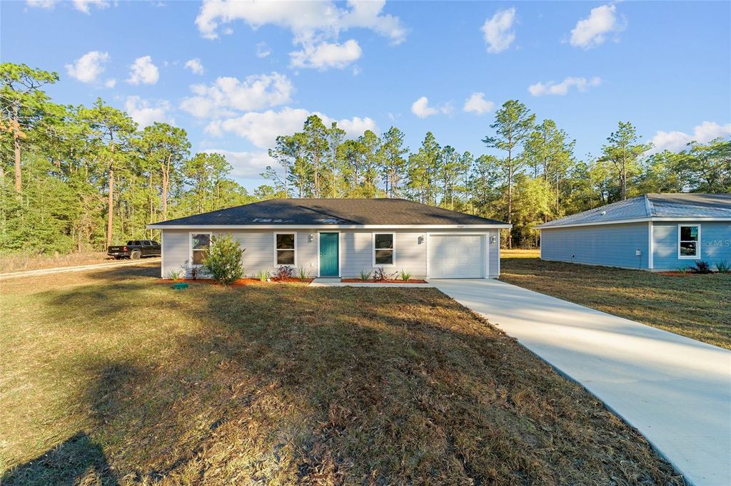 Photo of 15586 SW 38th Place, Ocala, FL 34481 (MLS # OM719833)