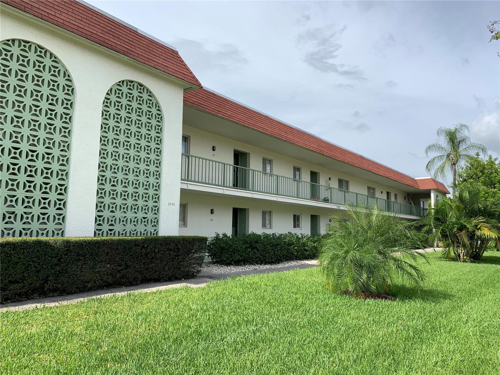 3500 BENEVA ROAD 306