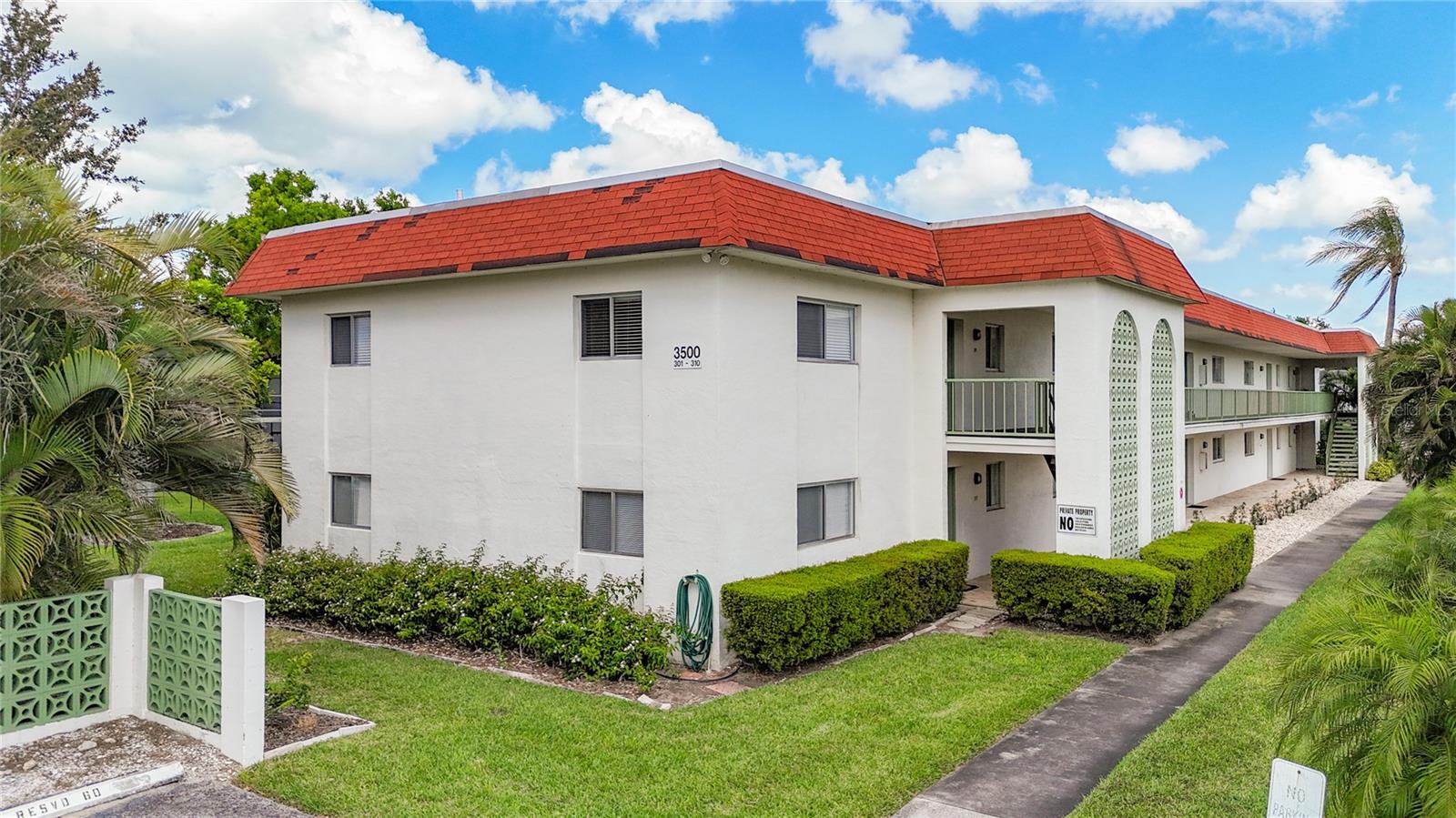 3500 BENEVA ROAD 306