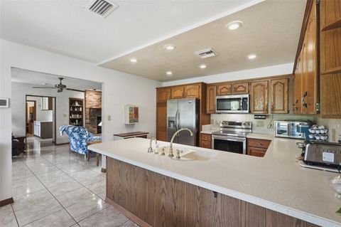 Tiny photo for 15240 Shady Ln, Tavares, FL 32778 (MLS # G5110602)