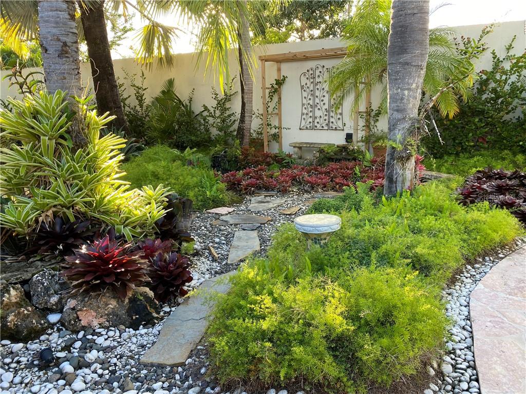 DORADO BEACH EAST - Residential