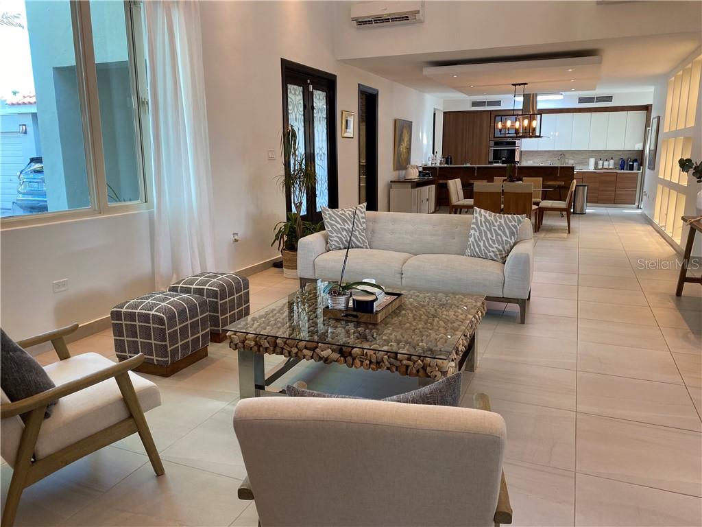 DORADO BEACH EAST - Residential