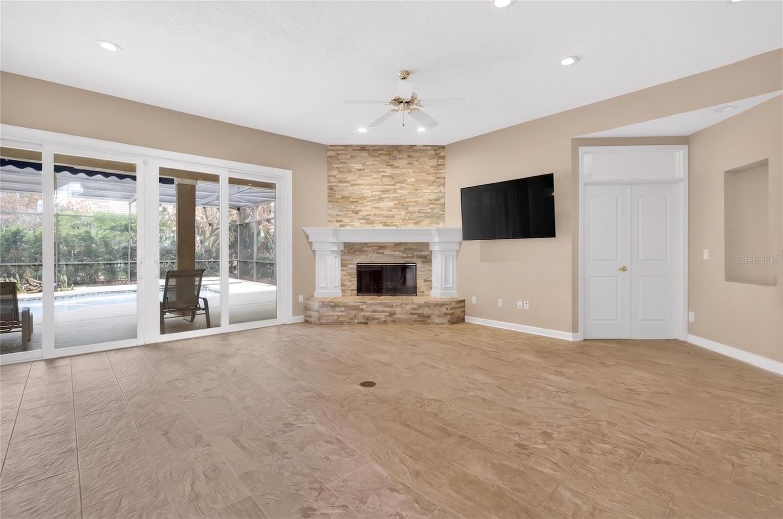 BRENTWOOD CLUB PH 01 - Residential