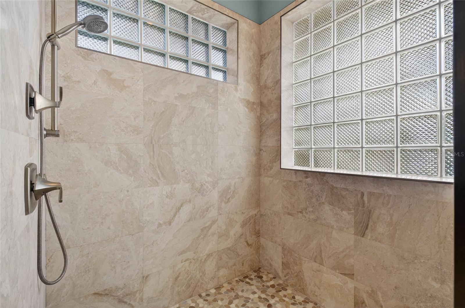 BRENTWOOD CLUB PH 01 - Residential