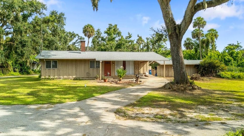 Photo of 3404 29th Street E, Palmetto, FL 34221 (MLS # TB8416905)