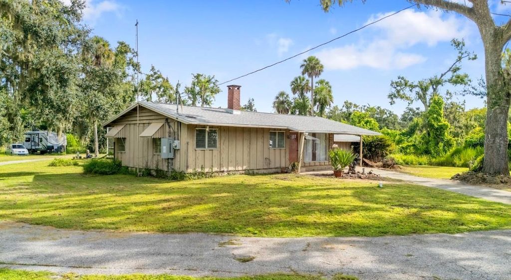 Photo of 3404 29th Street E, Palmetto, FL 34221 (MLS # TB8416905)