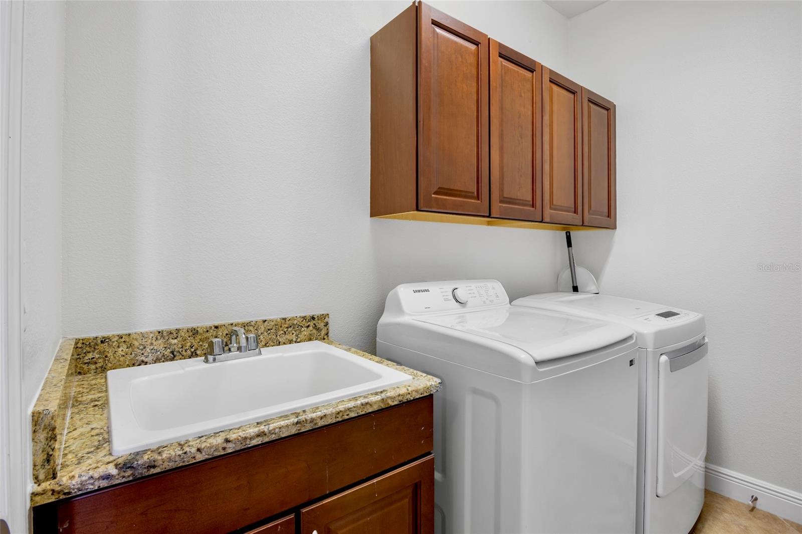 RIVA TRACE - Residential