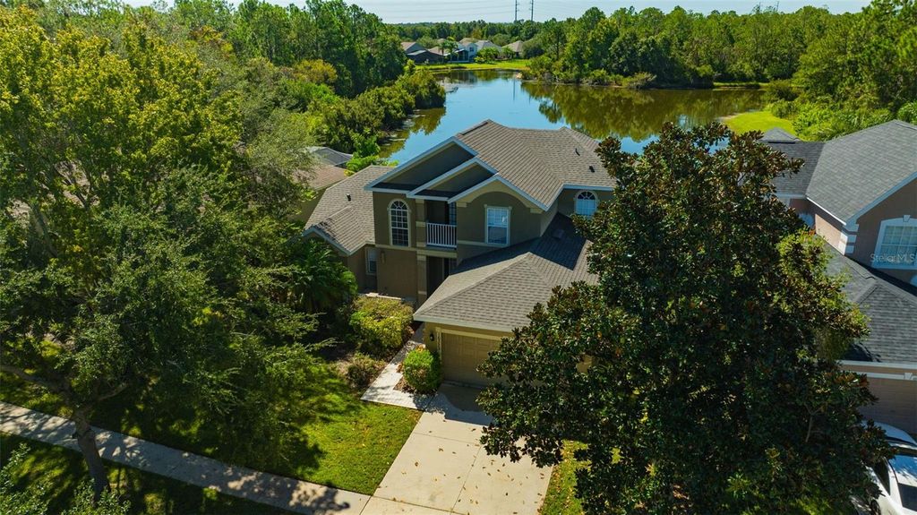 Photo of 16323 Bridgewalk Drive, Lithia, FL 33547 (MLS # TB8429182)