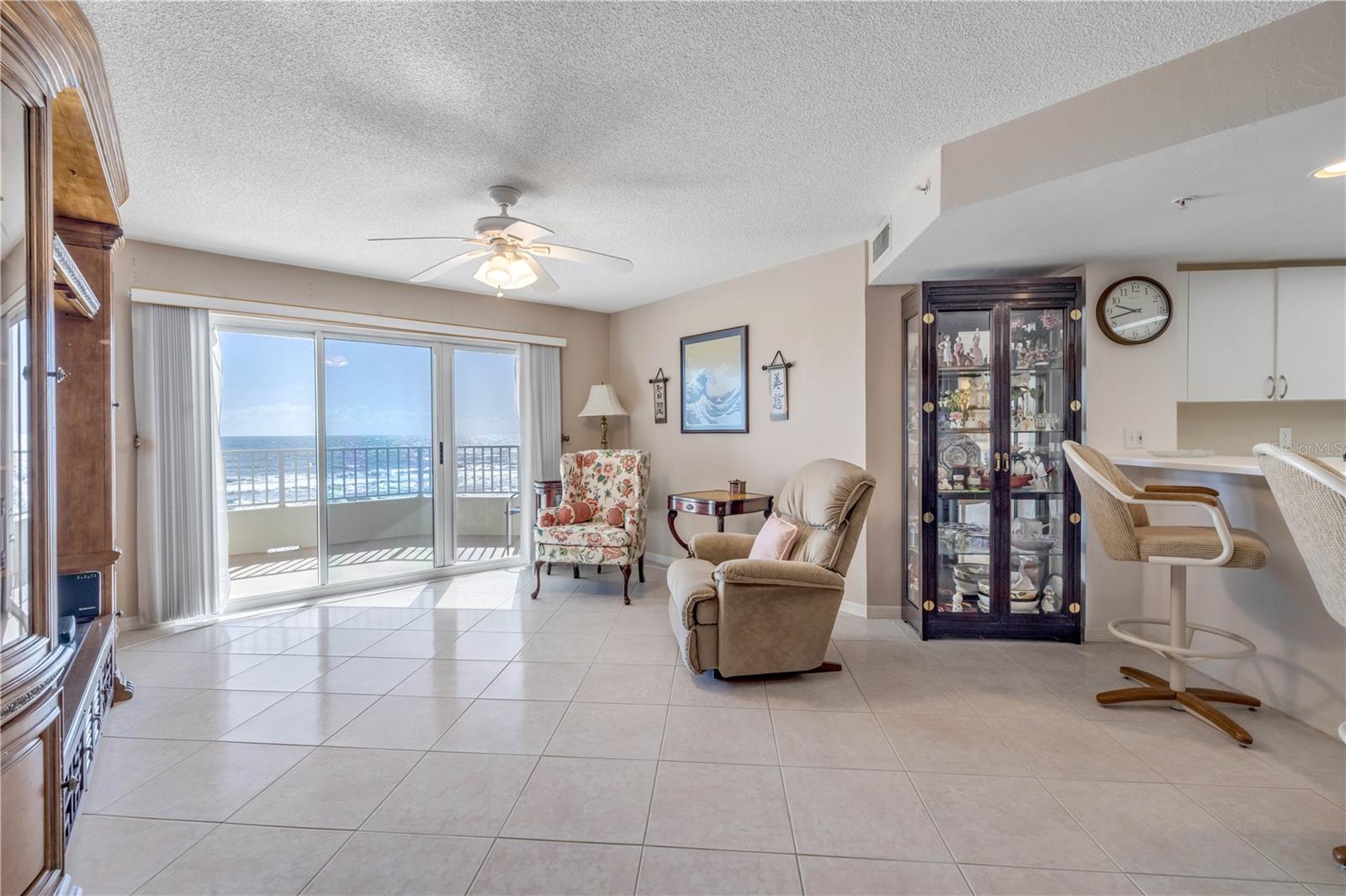 OCEANS 08 CONDO - Residential