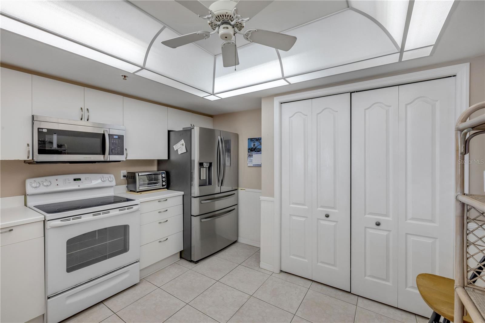 OCEANS 08 CONDO - Residential