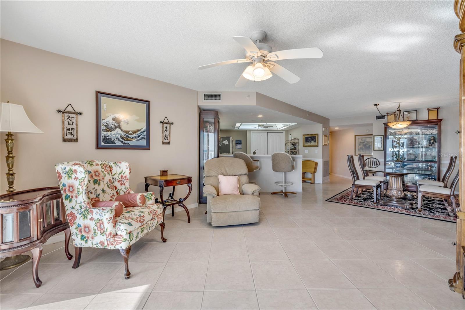 OCEANS 08 CONDO - Residential