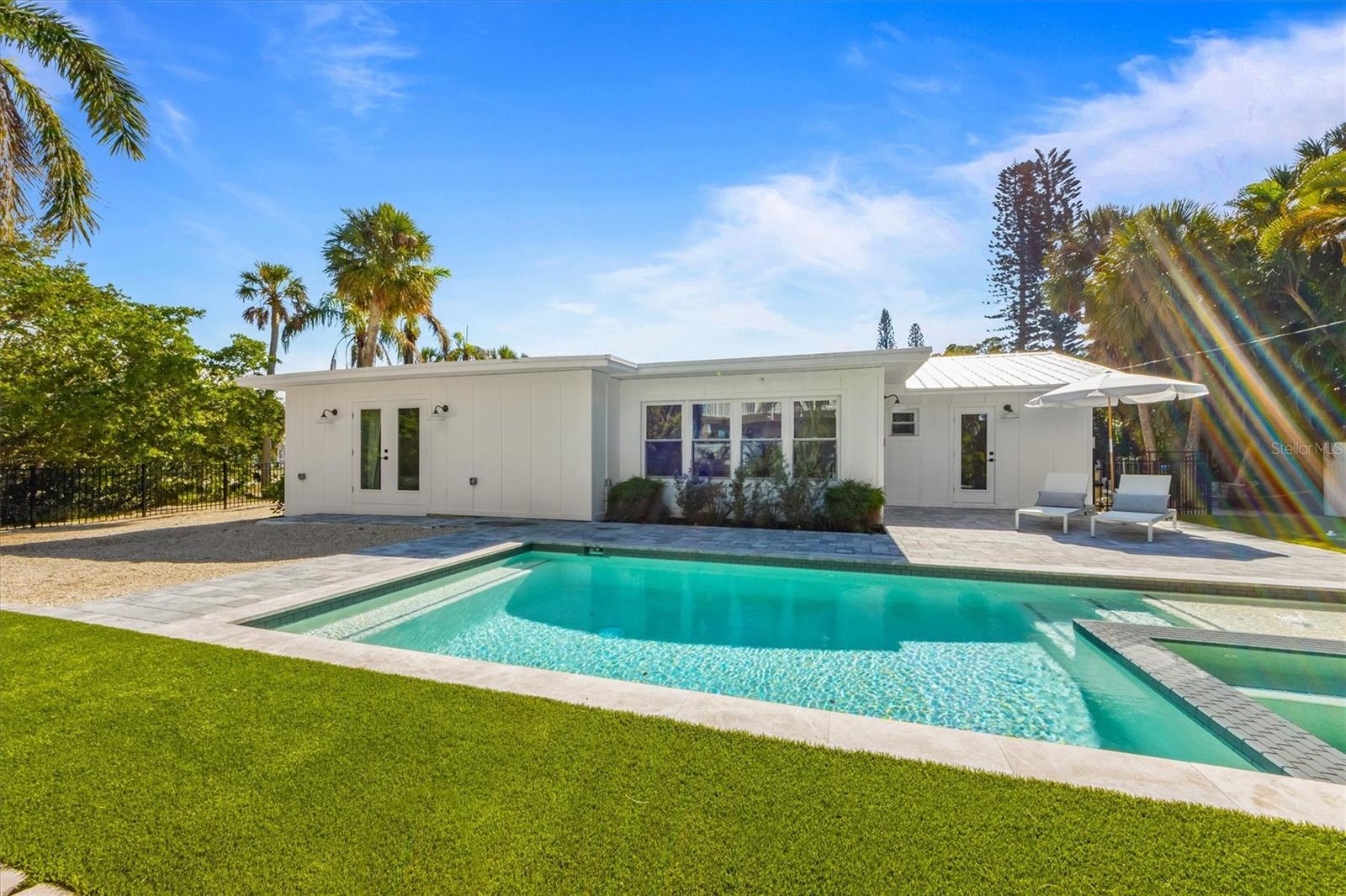 BAY PALMS ADD - Residential