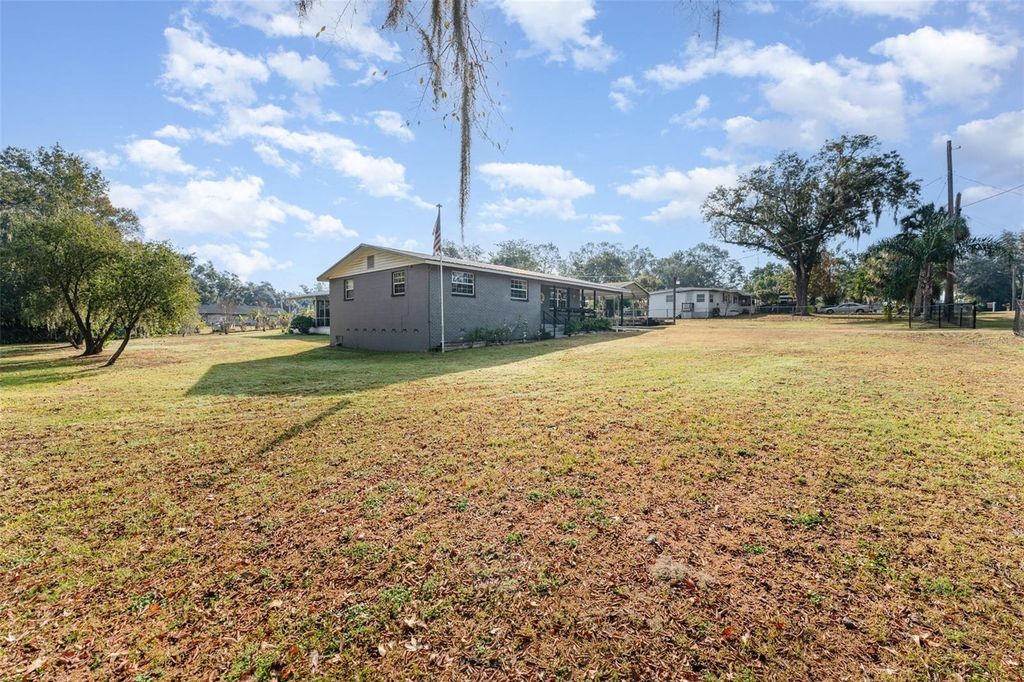 Photo of 4145 Willow Oak Road, Mulberry, FL 33860 (MLS # TB8453653)