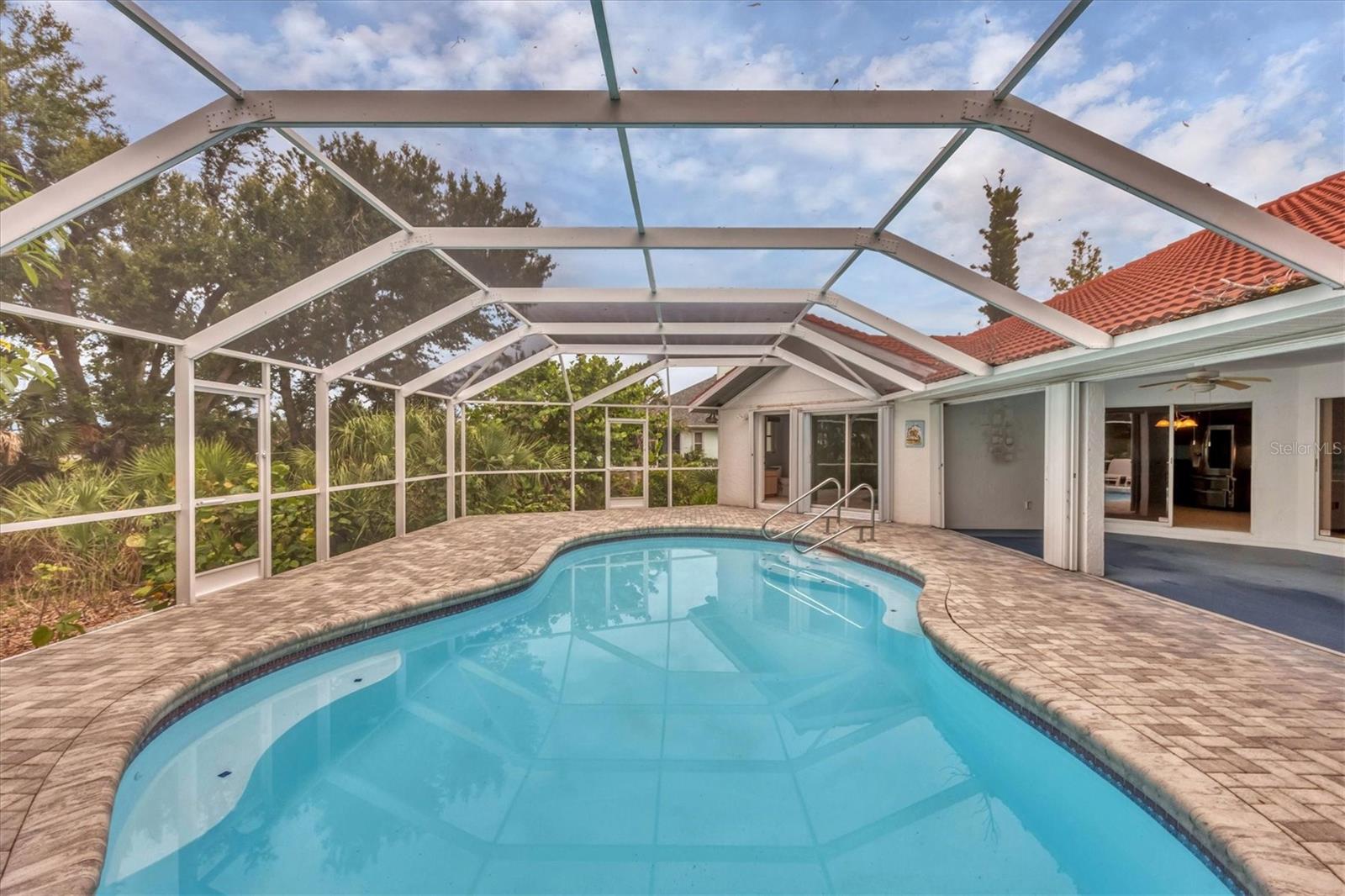 CAPE HAZE - Residential