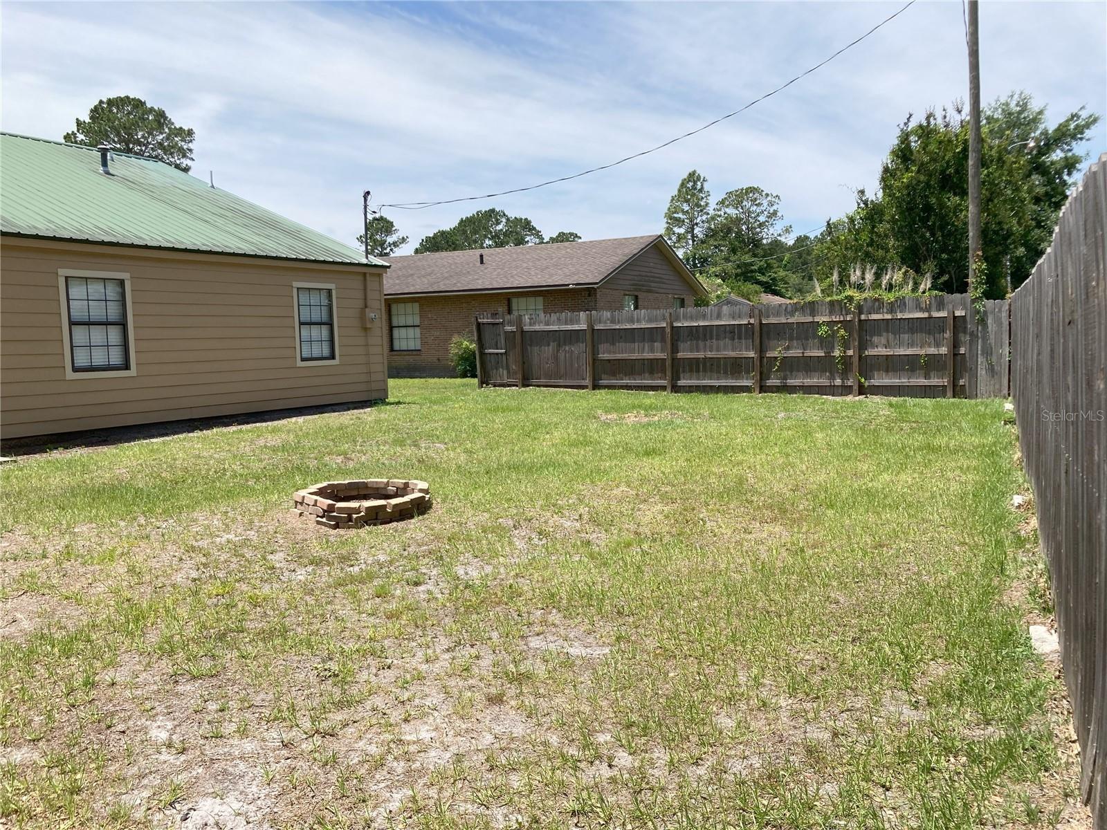 VILLAGE SUB - Residential