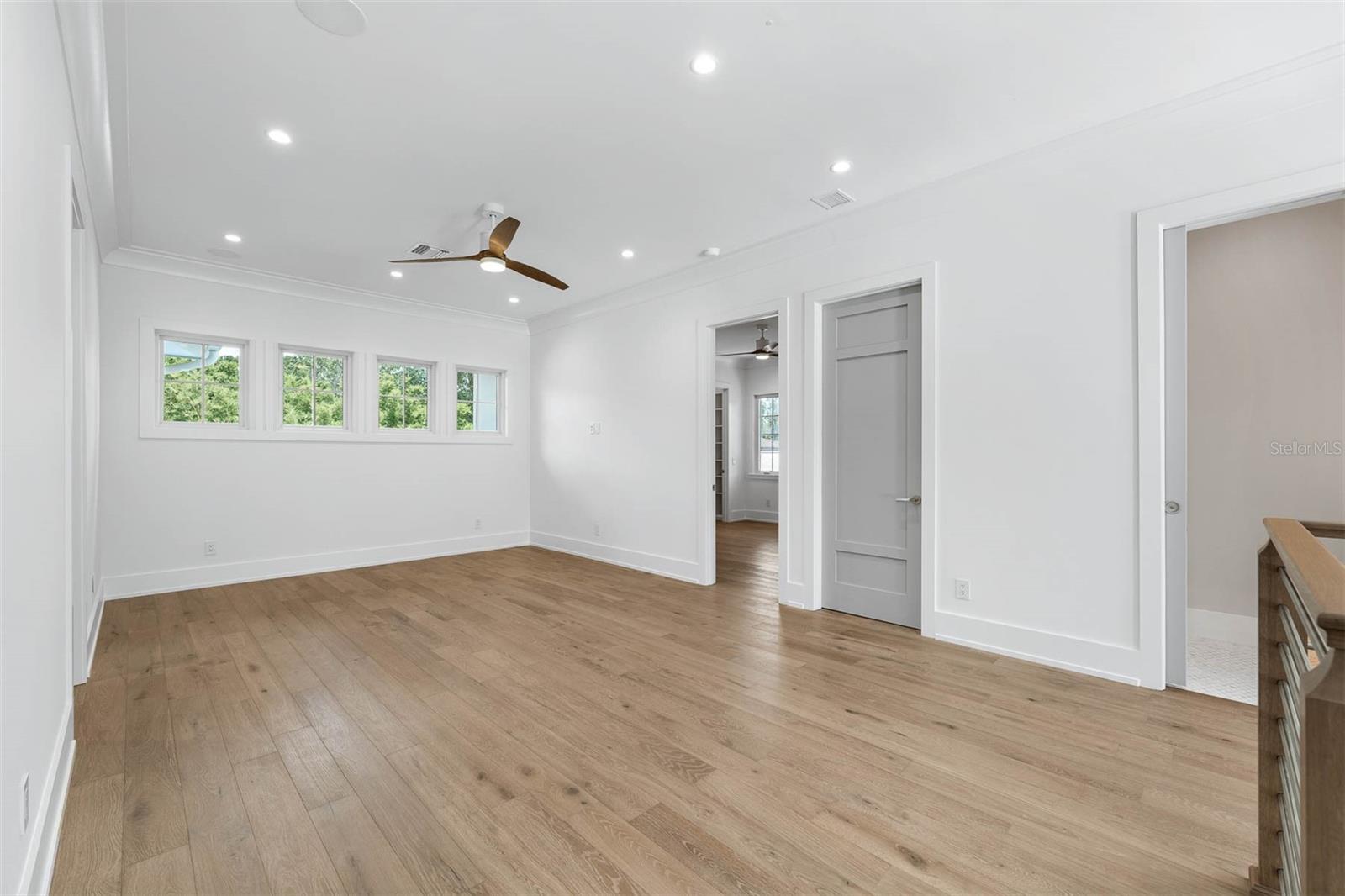 FOREST HILLS - Residential