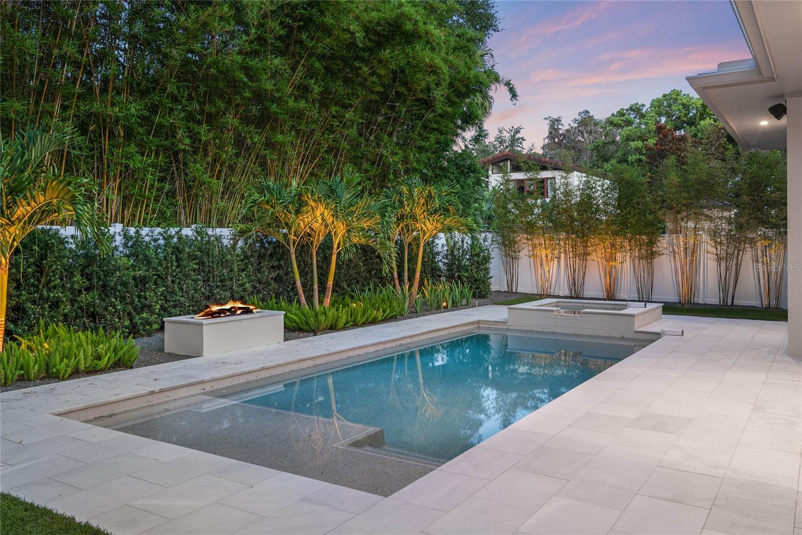 FOREST HILLS - Residential