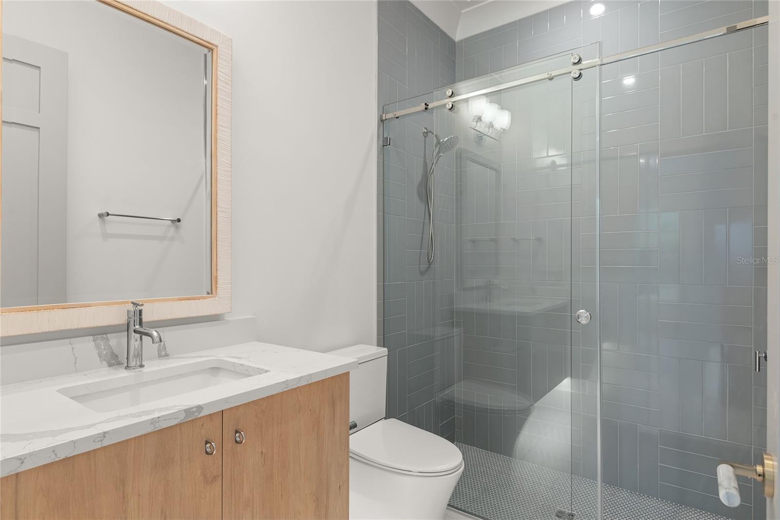 FOREST HILLS - Residential