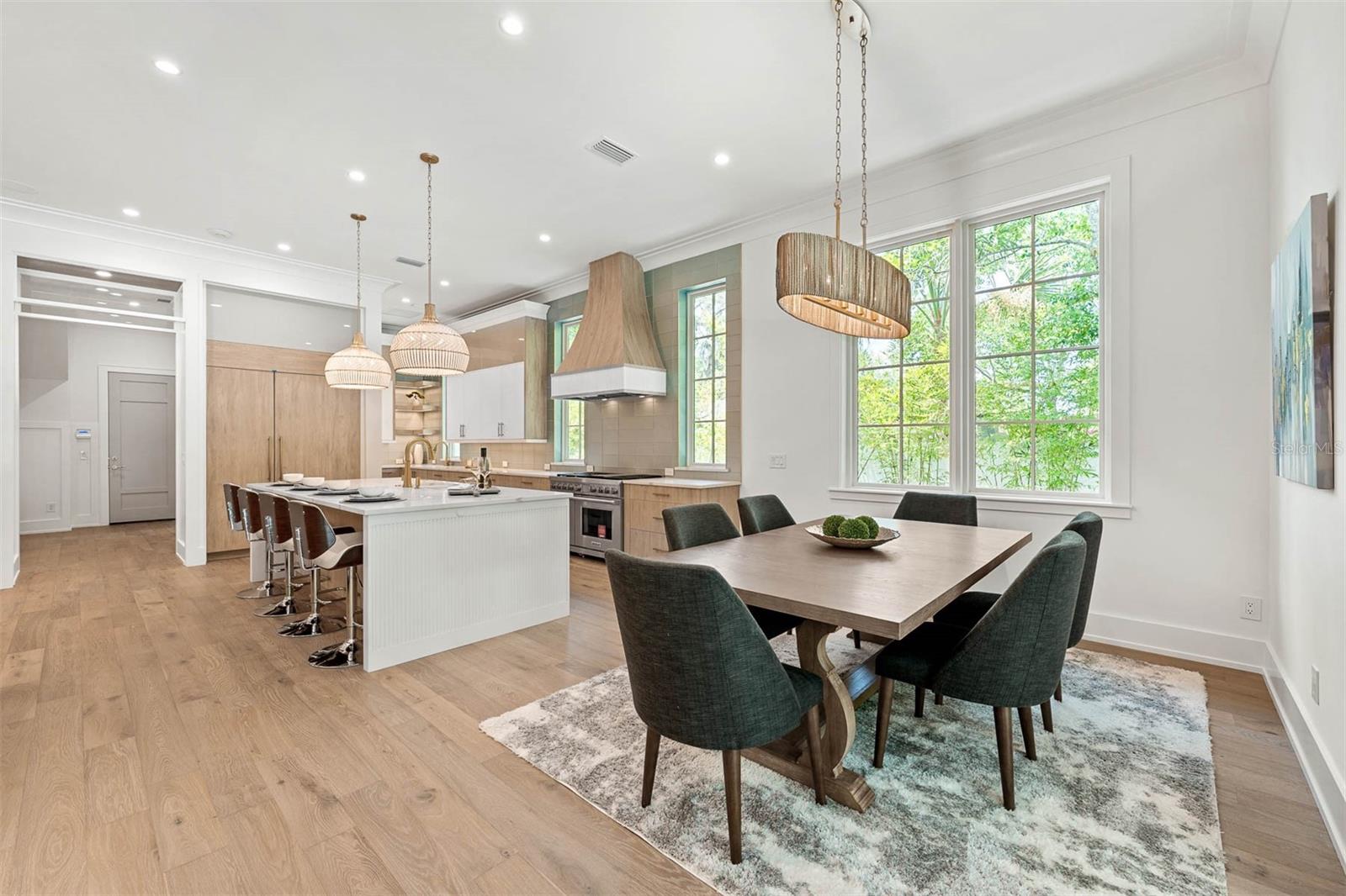 FOREST HILLS - Residential