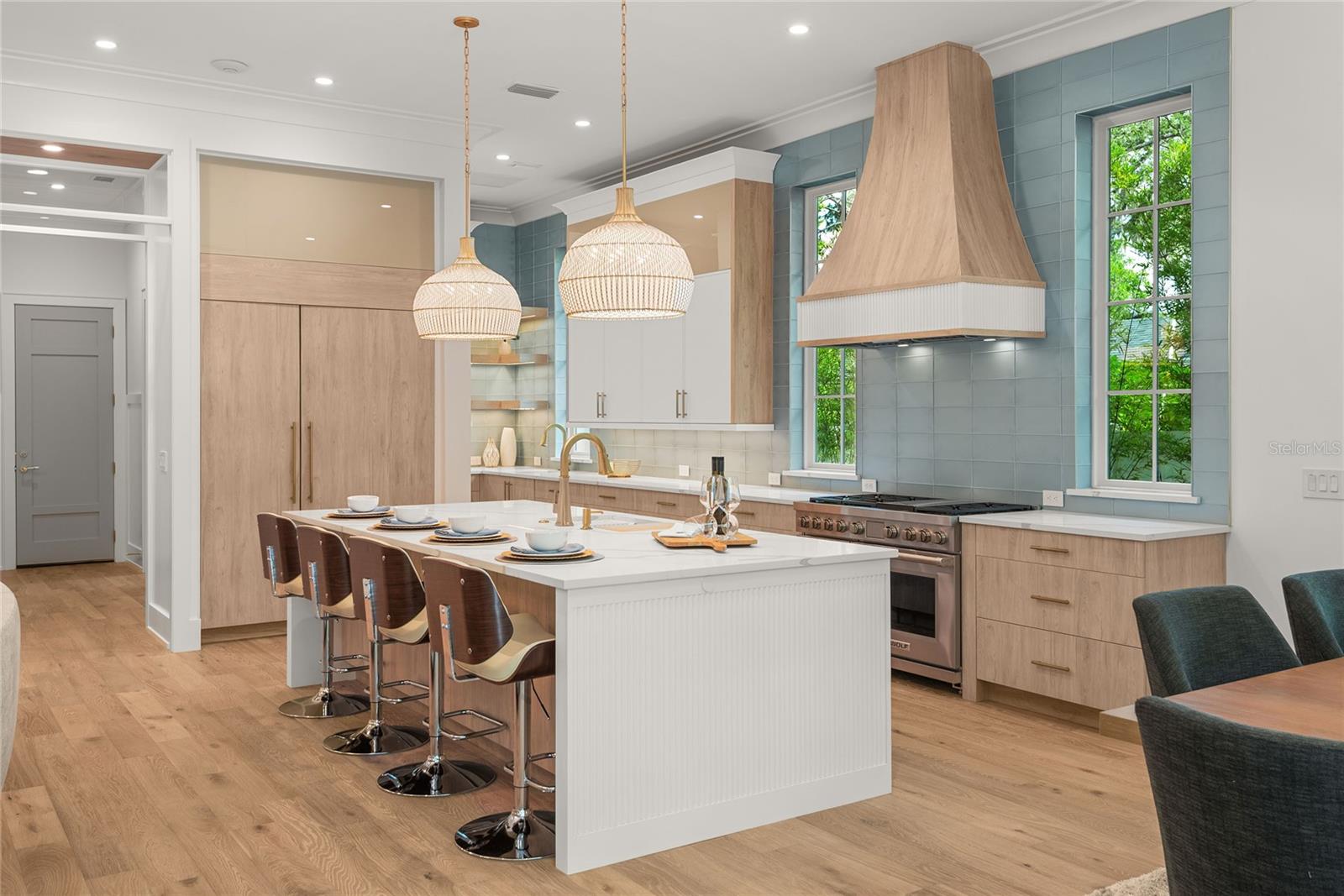 FOREST HILLS - Residential