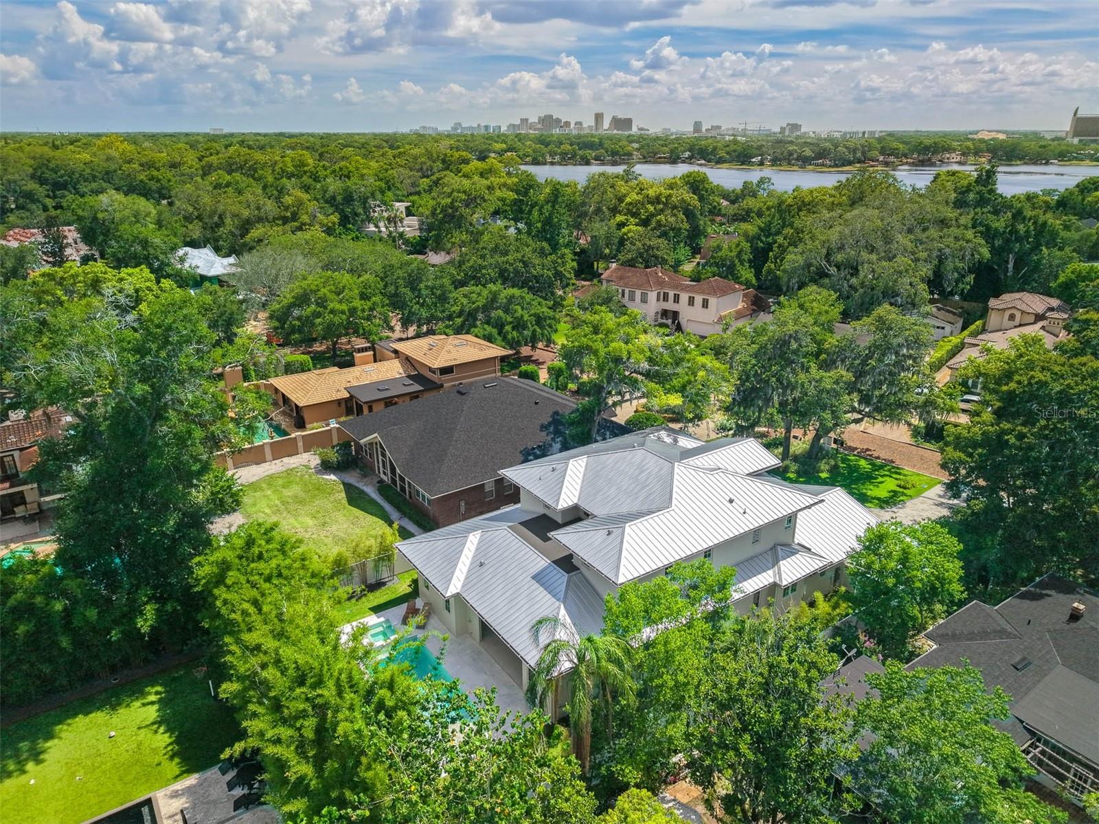 FOREST HILLS - Residential