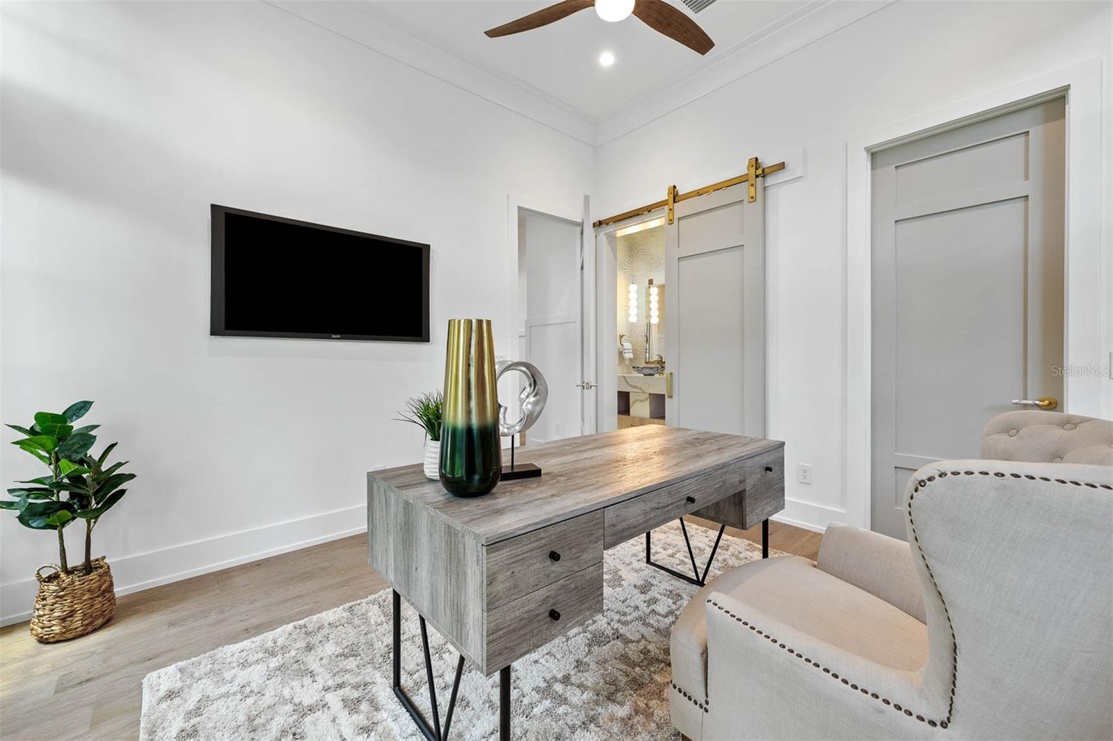 FOREST HILLS - Residential