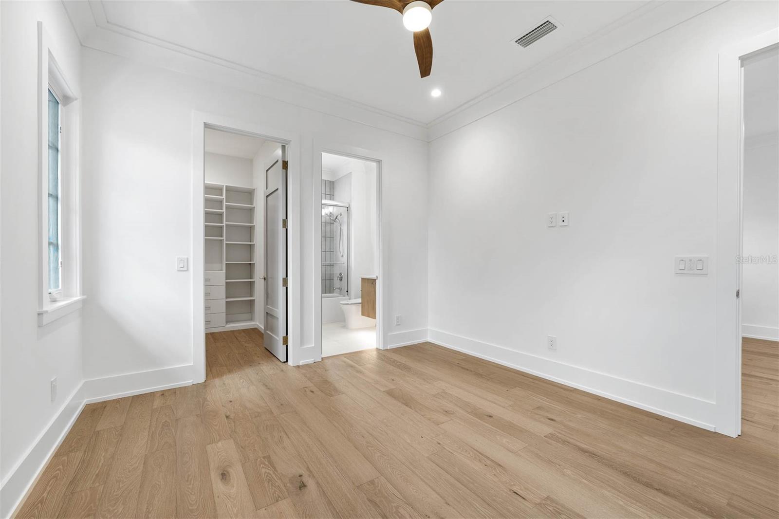 FOREST HILLS - Residential