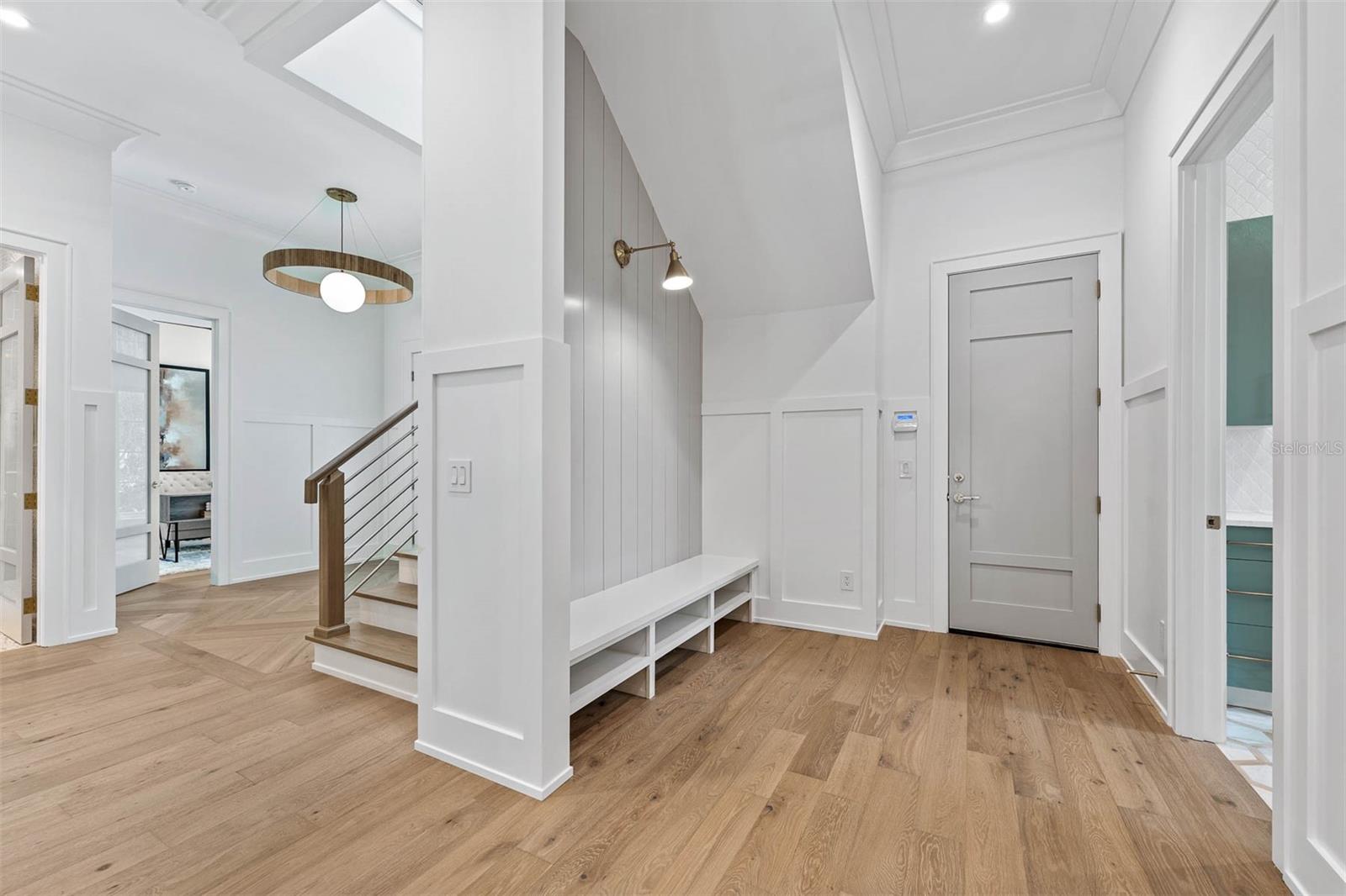 FOREST HILLS - Residential