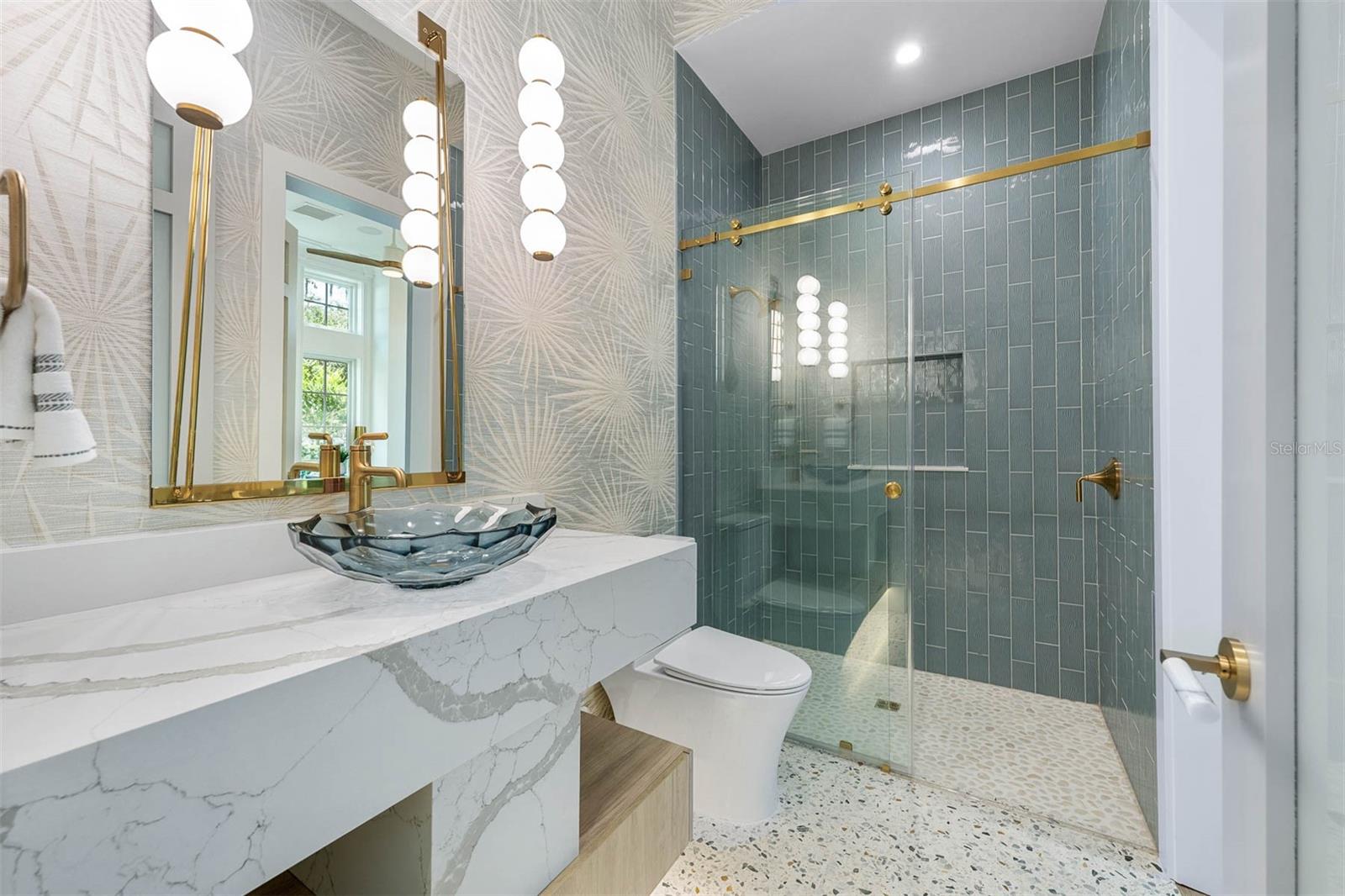 FOREST HILLS - Residential