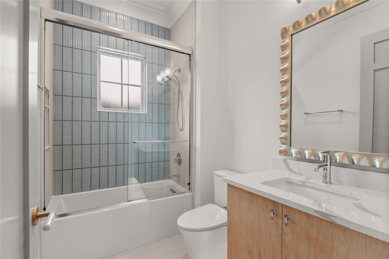 FOREST HILLS - Residential