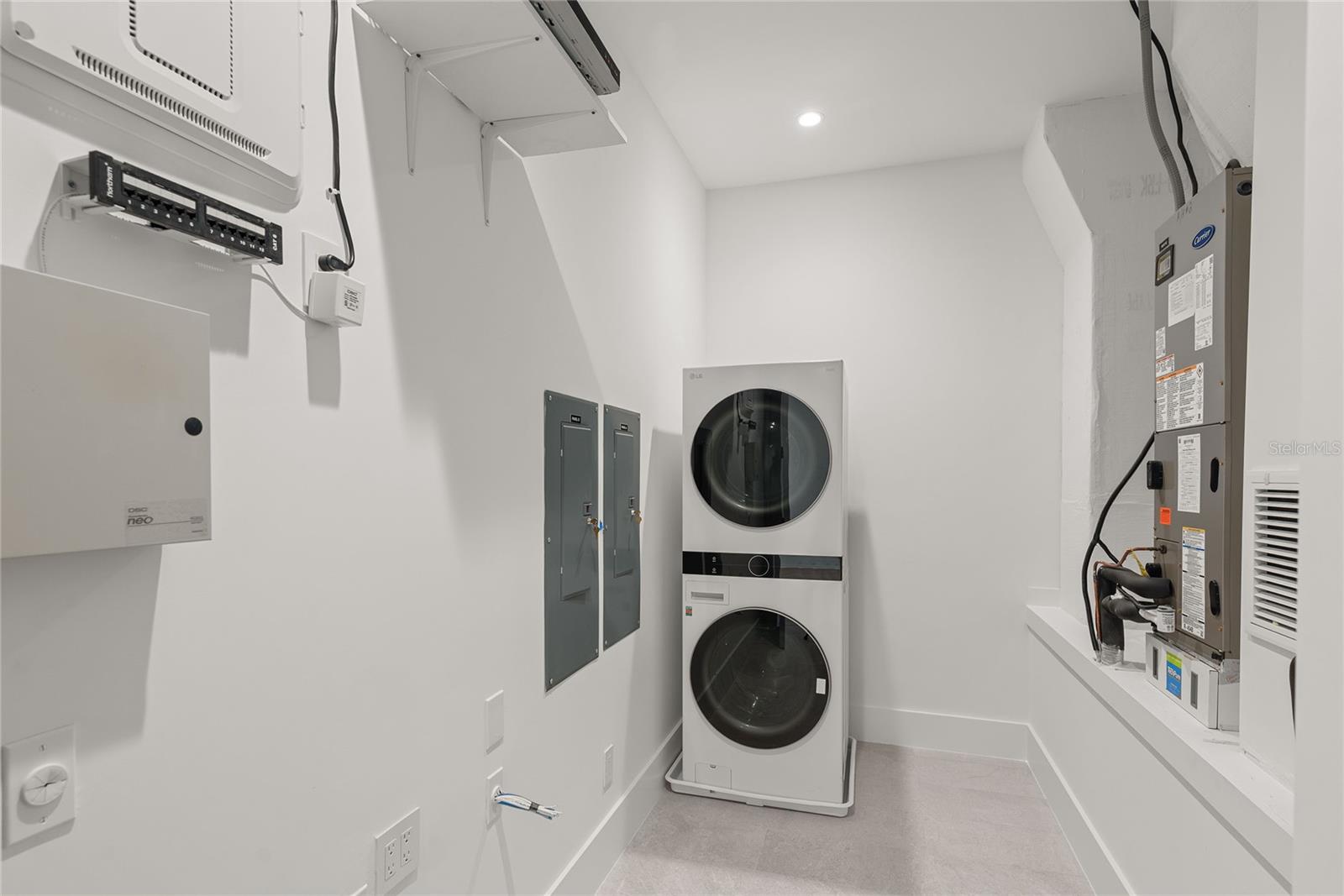 FOREST HILLS - Residential