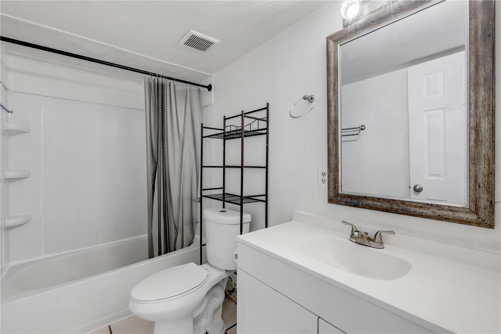 BYRON JUNE LTS 135 & 160 BLAKE UNREC 141 - Residential