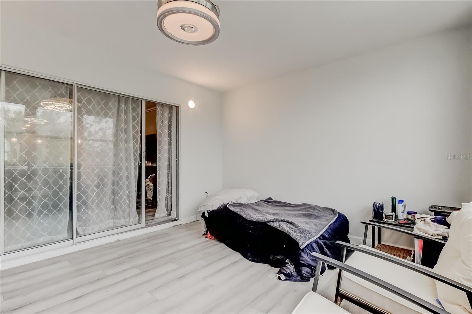 PARK CENTRAL TOWERS CONDO - Residential Lease