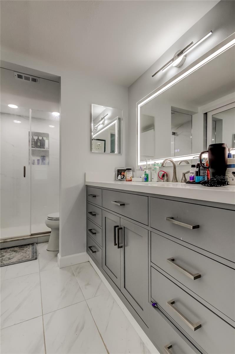 PARK CENTRAL TOWERS CONDO - Residential Lease