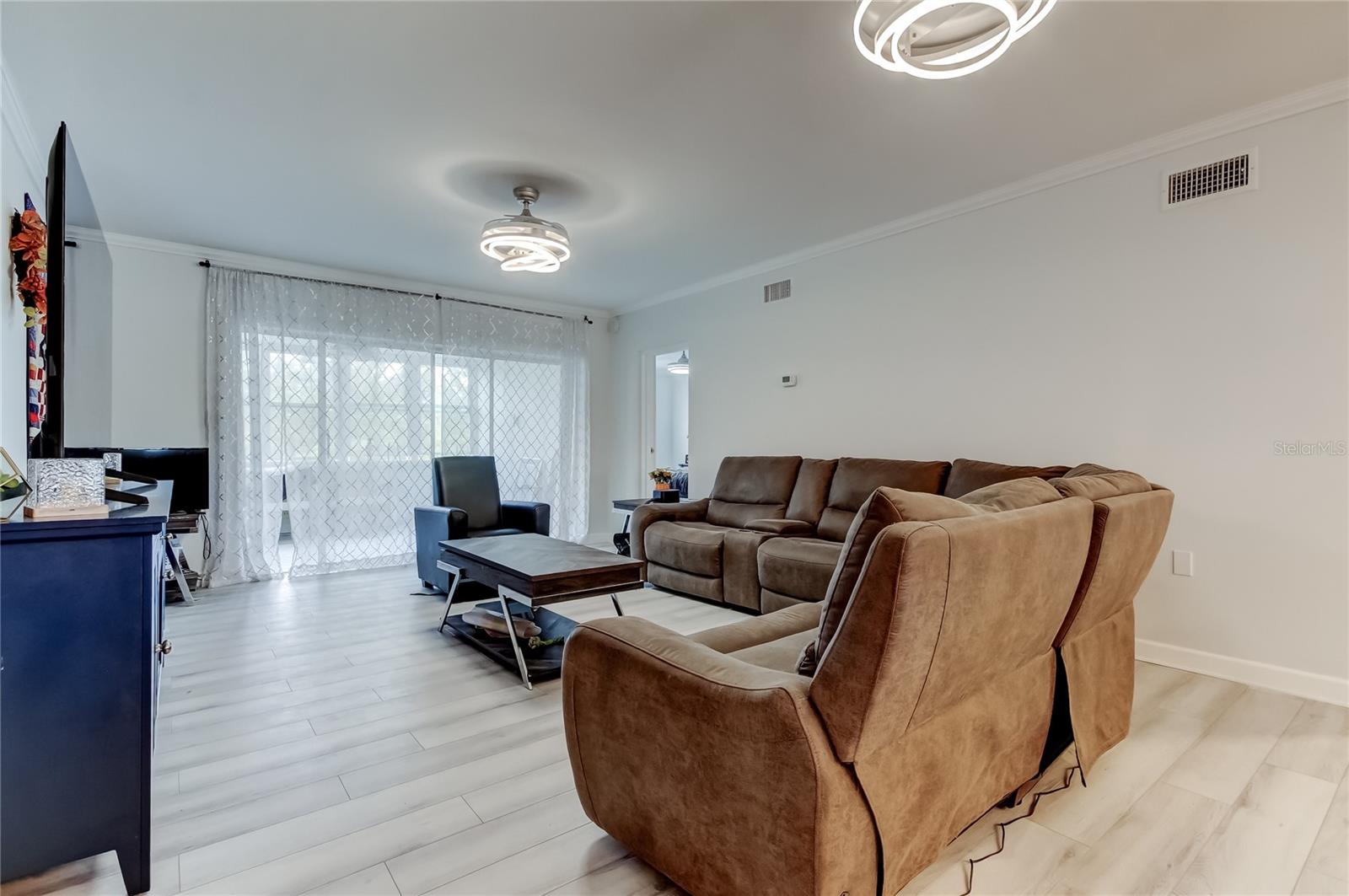 PARK CENTRAL TOWERS CONDO - Residential Lease