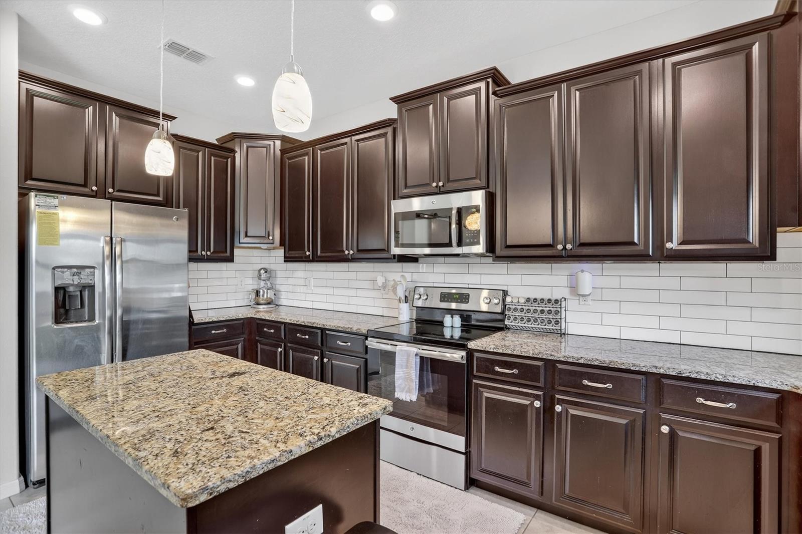 LAKESIDE PH 1A 2A & 05 - Residential